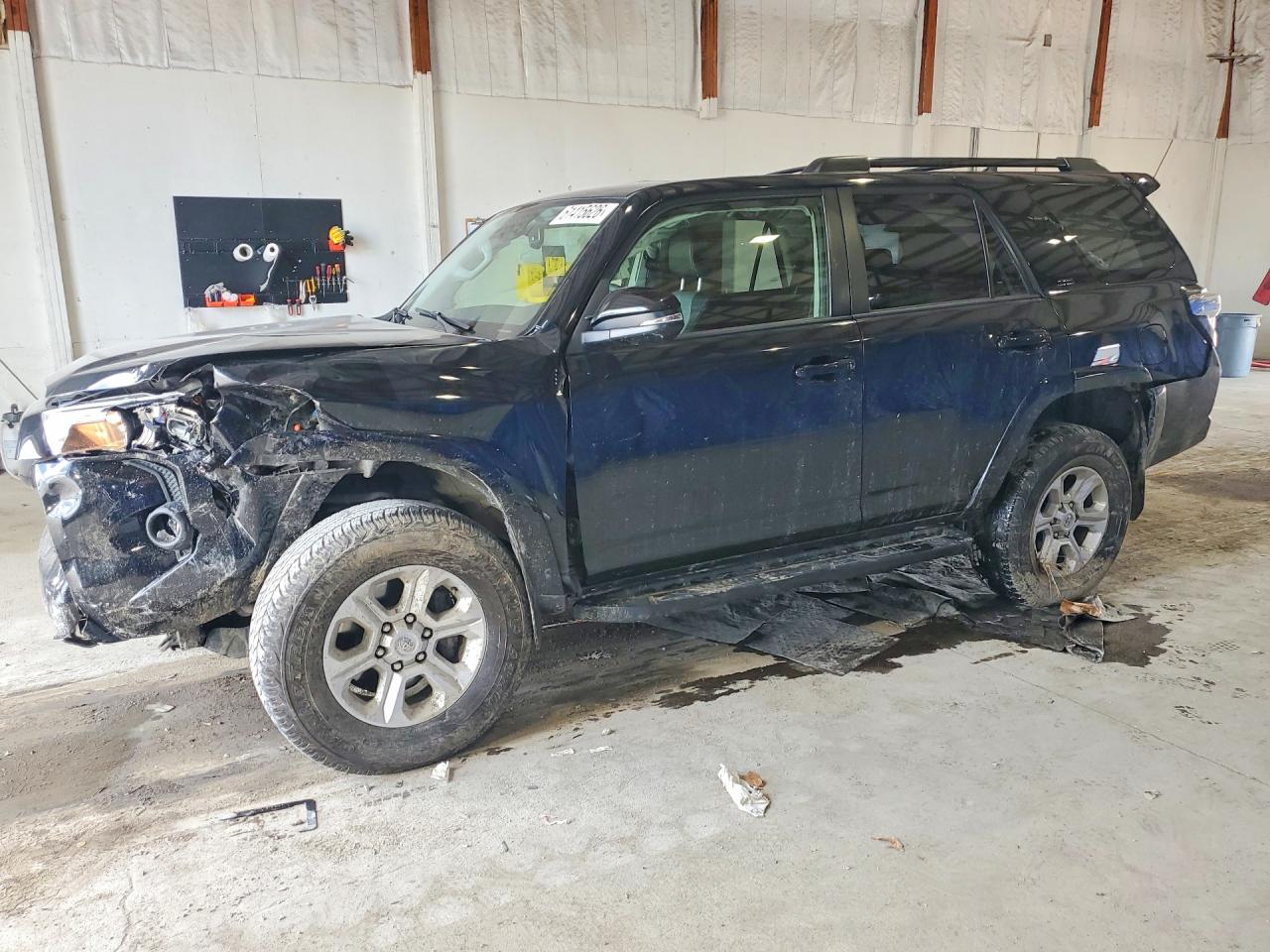JTEFU5JR6N5276021 · 2022 TOYOTA 4RUNNER