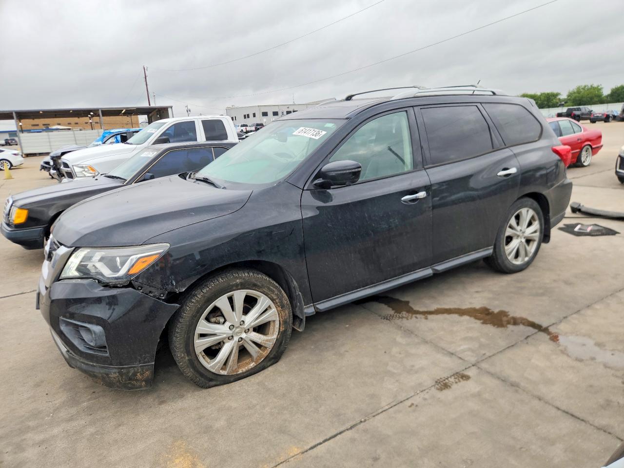 5N1DR2MN7JC621613 · 2018 NISSAN PATHFINDER