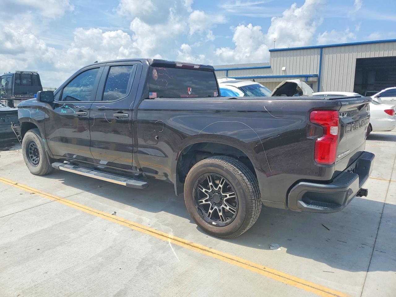 1GCRWBEH5KZ288953 · 2019 CHEVROLET SILVERADO · 2/12