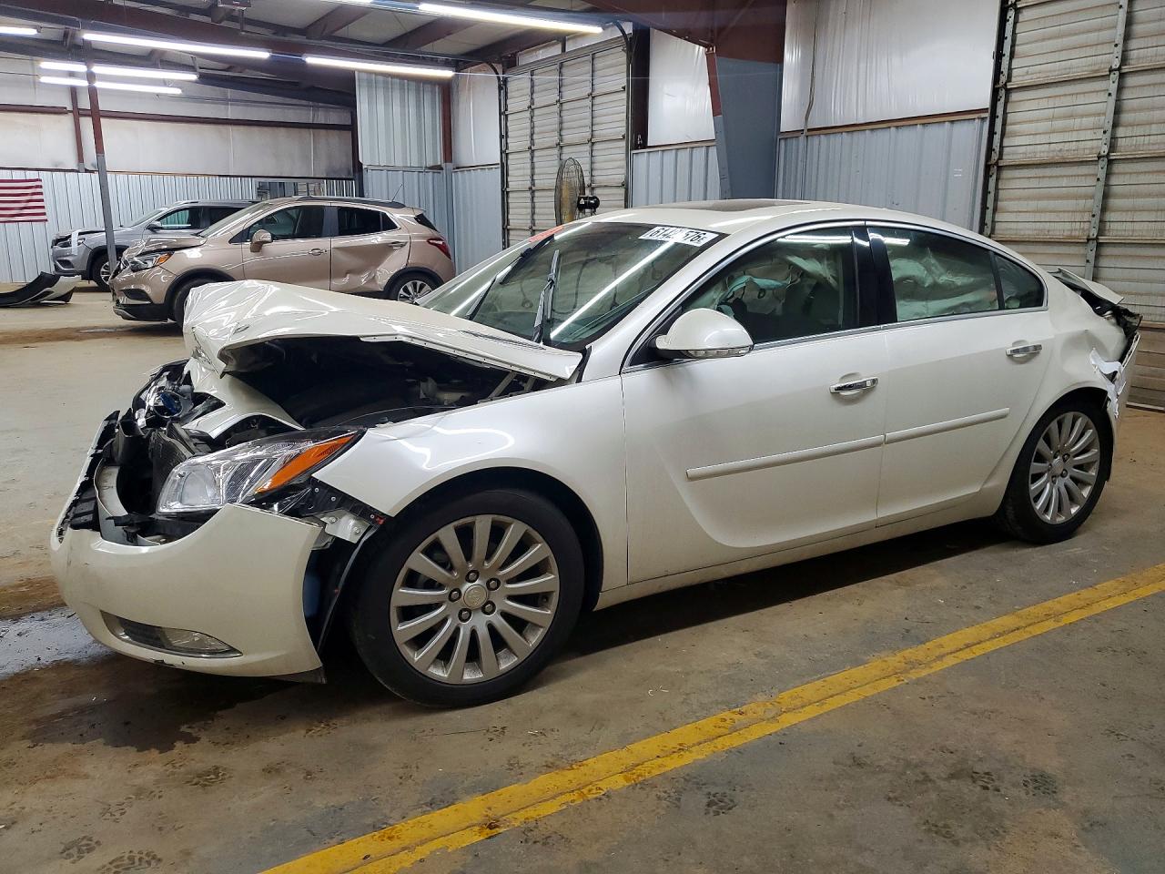 2G4GT5GK5C9137516 · 2012 BUICK REGAL