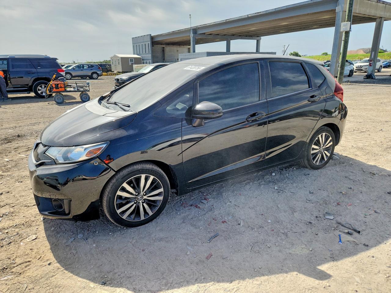 3HGGK5H87FM757954 · 2015 HONDA FIT