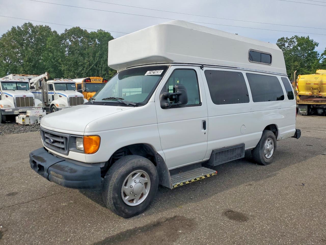 2006 FORD ECONOLINE