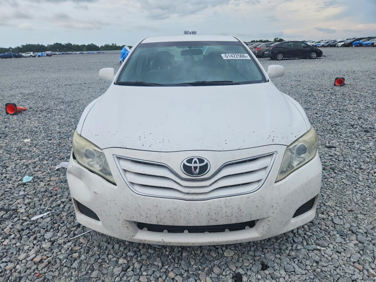 4T1BF3EK1BU770024 · 2011 TOYOTA CAMRY · 5/12