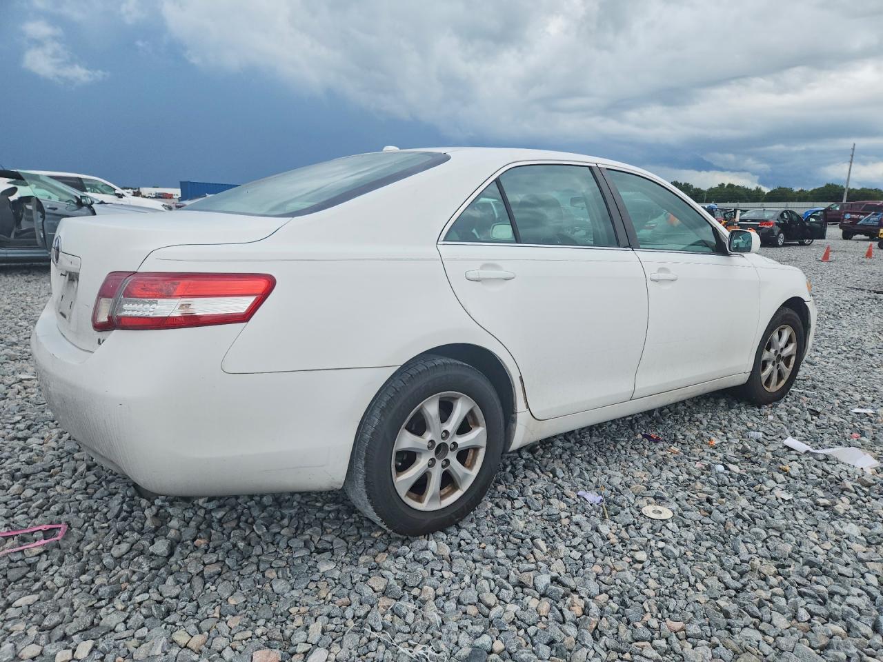 4T1BF3EK1BU770024 · 2011 TOYOTA CAMRY · 3/12