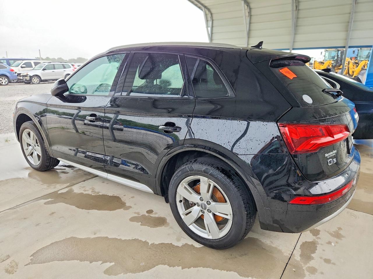 WA1ANAFY9J2023107 · 2018 AUDI Q5 · 2/13
