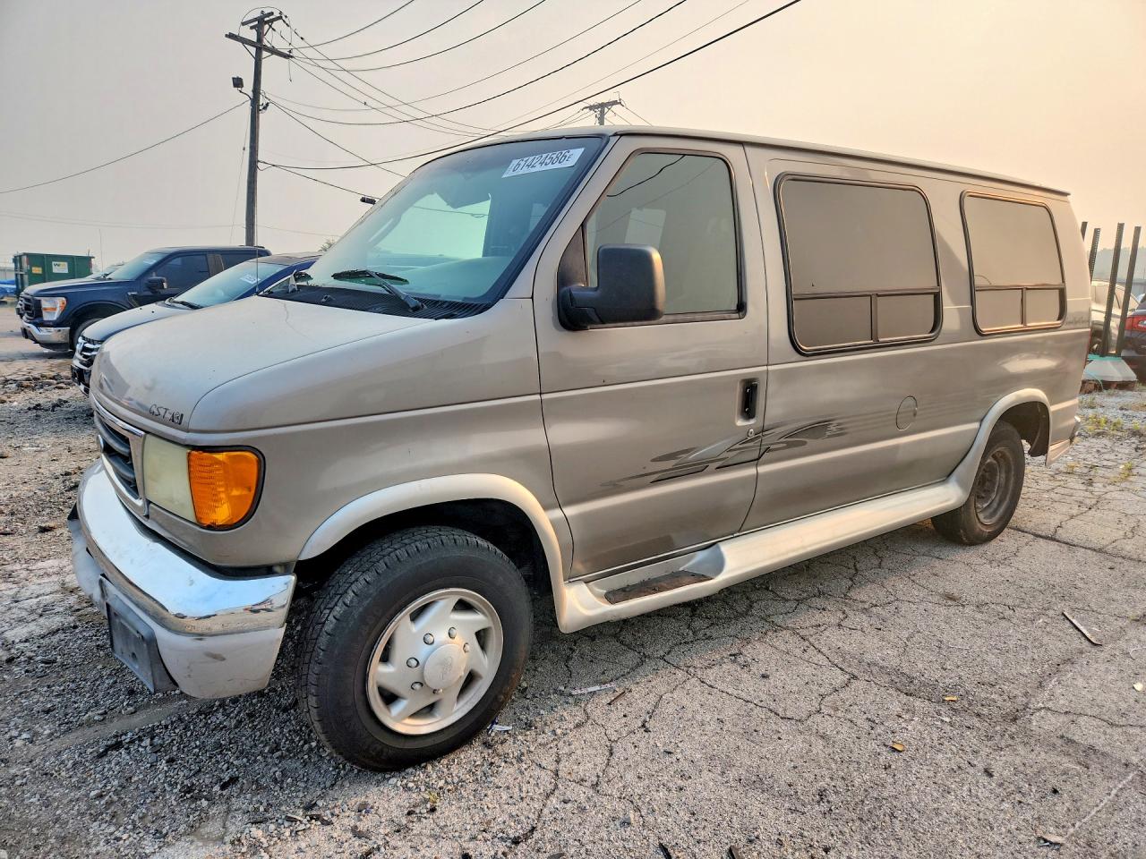 1FDNE24L83HB63973 · 2003 FORD ECONOLINE