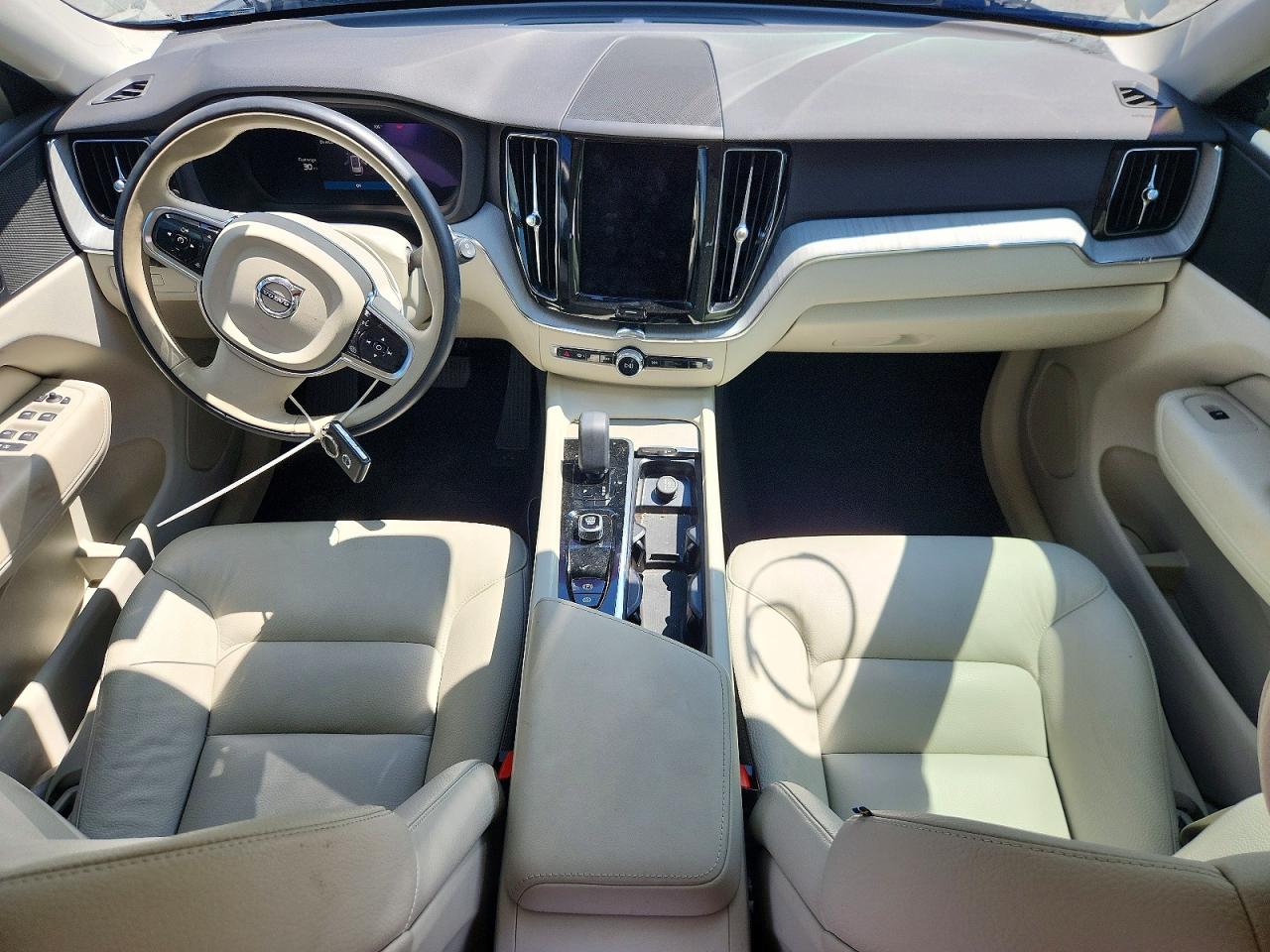 YV4L12RL9R1924458 · 2024 VOLVO XC60 · 8/13
