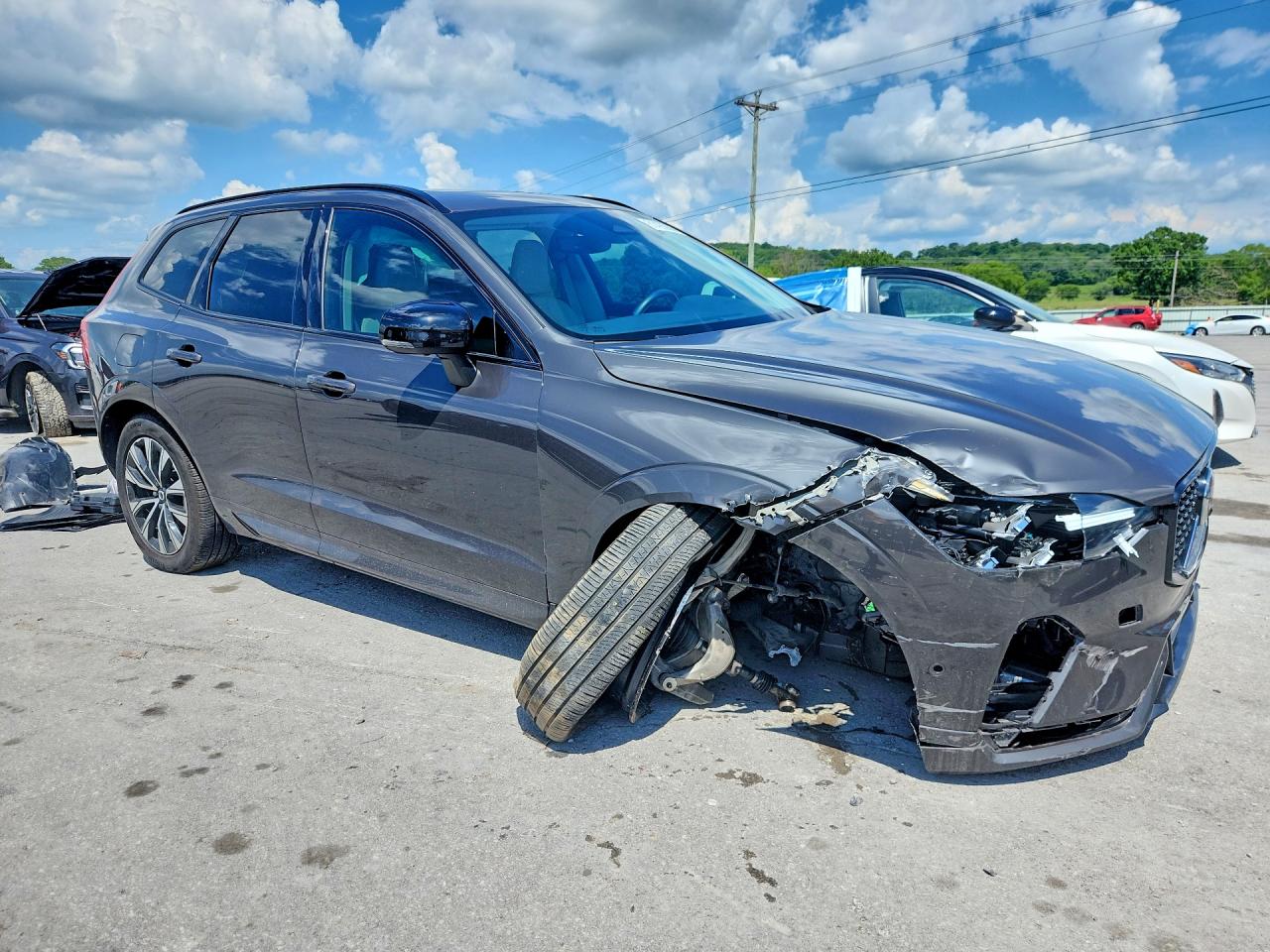 YV4L12RL9R1924458 · 2024 VOLVO XC60 · 4/13