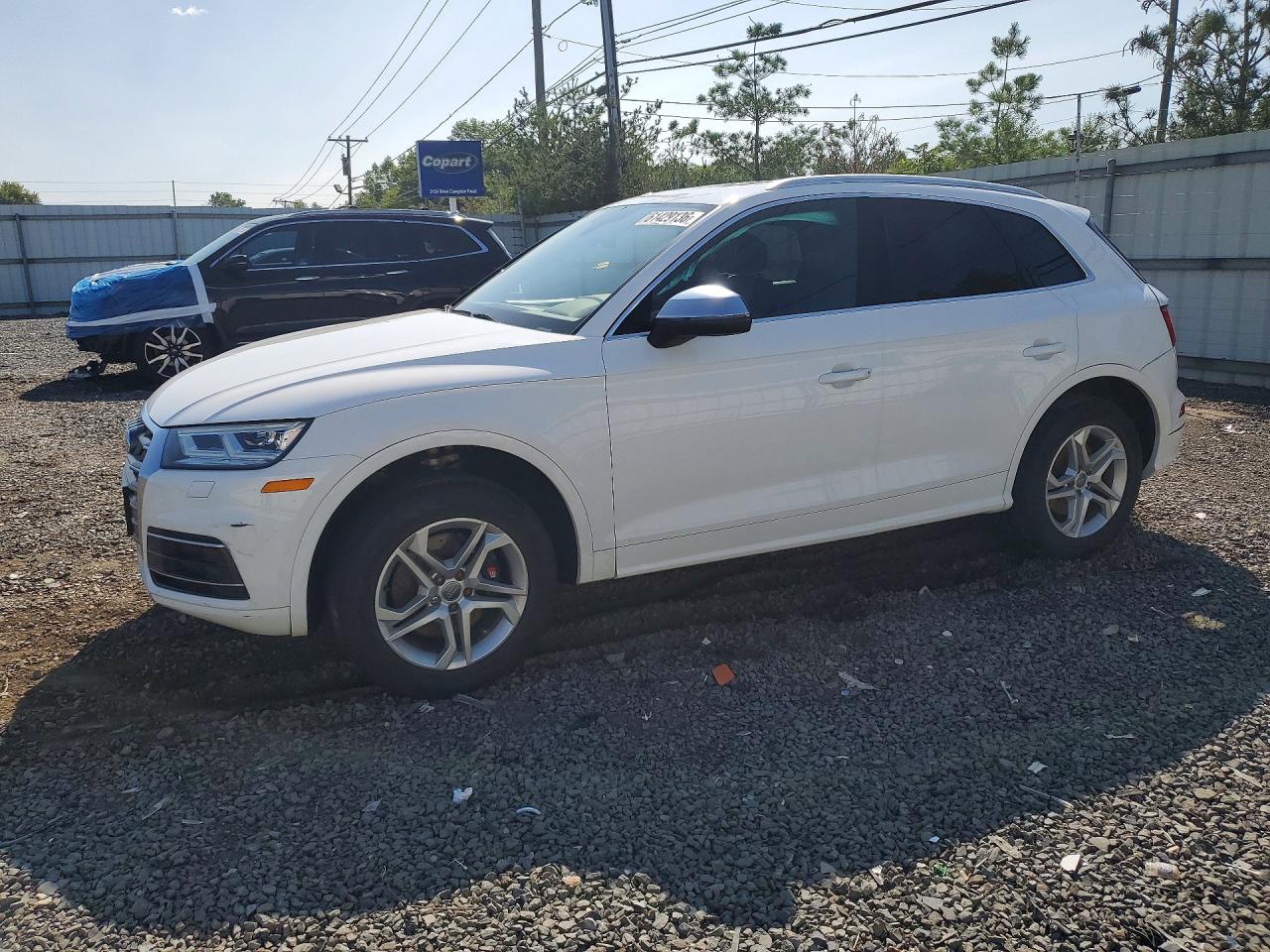 WA1A4AFYXJ2185105 · 2018 AUDI SQ5