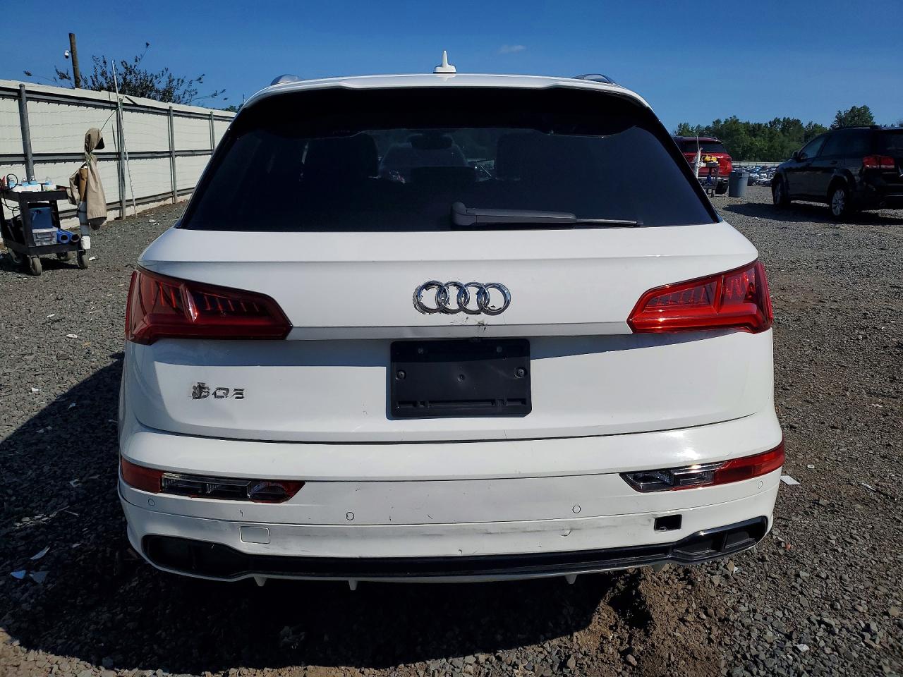 WA1A4AFYXJ2185105 · 2018 AUDI SQ5 · 6/13