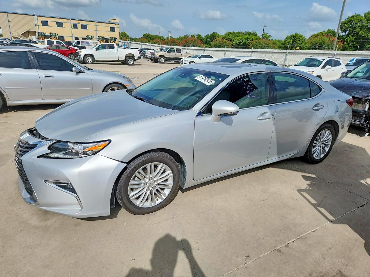 58ABK1GGXHU053003 · 2017 LEXUS ES