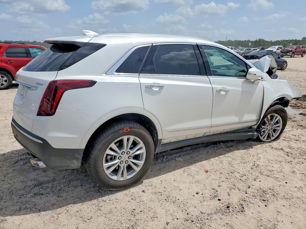 1GYKNBR47SZ151857 · 2025 CADILLAC XT5 · 3/14