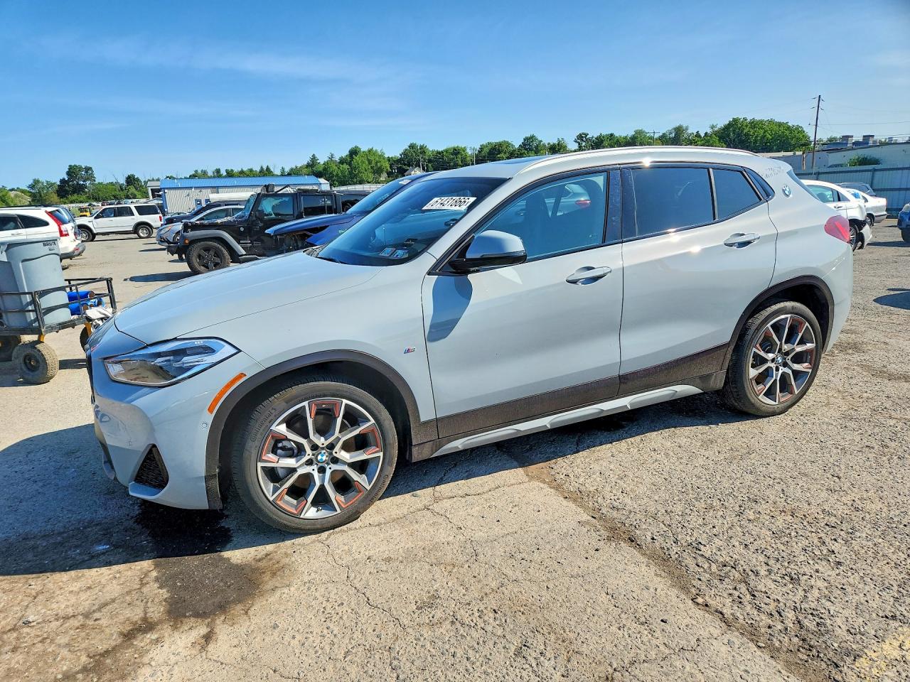 WBXYJ1C0XN5T82262 · 2022 BMW X2
