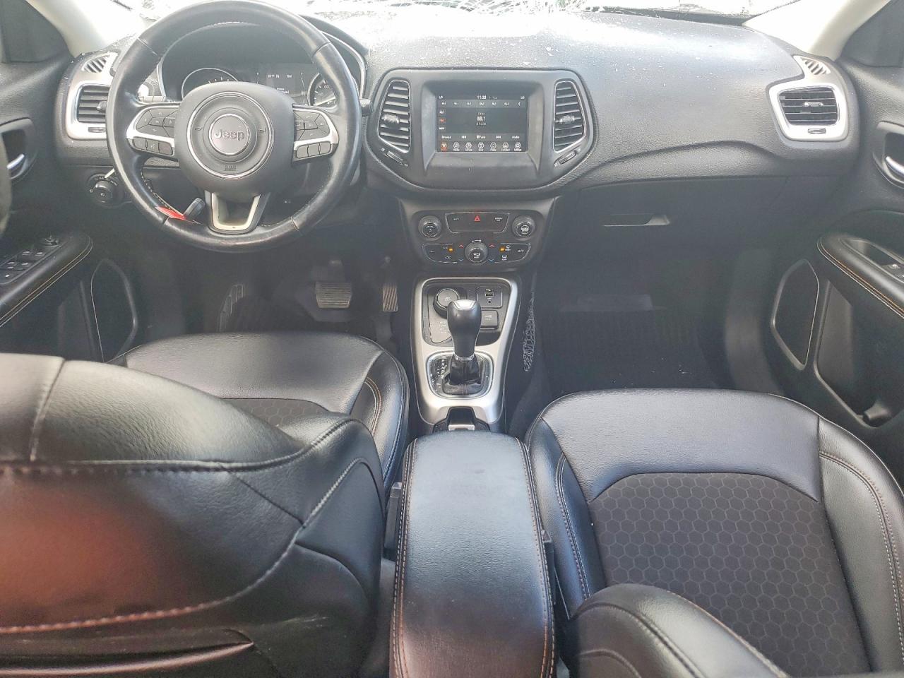 3C4NJDBB9LT161558 · 2020 JEEP COMPASS · 8/12