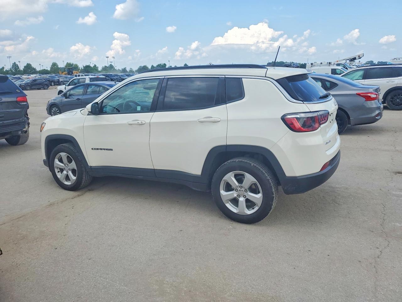 3C4NJDBB9LT161558 · 2020 JEEP COMPASS · 2/12