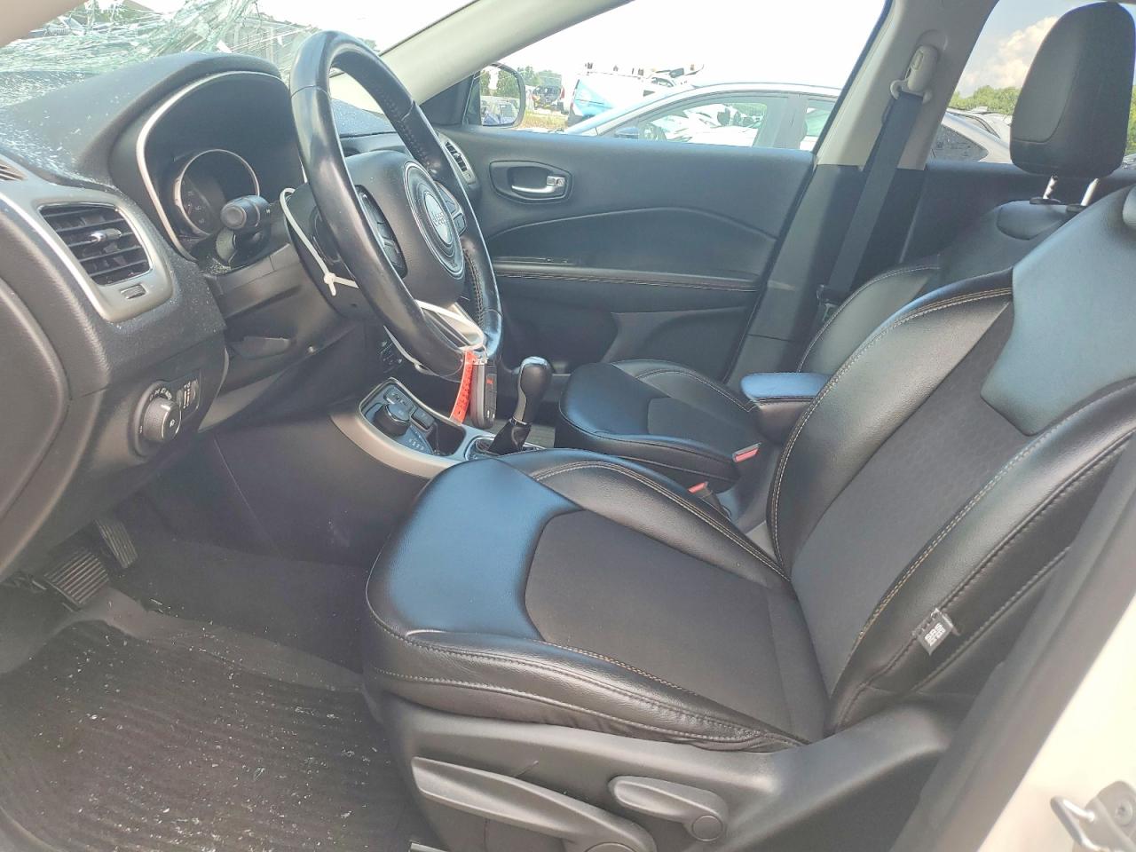 3C4NJDBB9LT161558 · 2020 JEEP COMPASS · 7/12