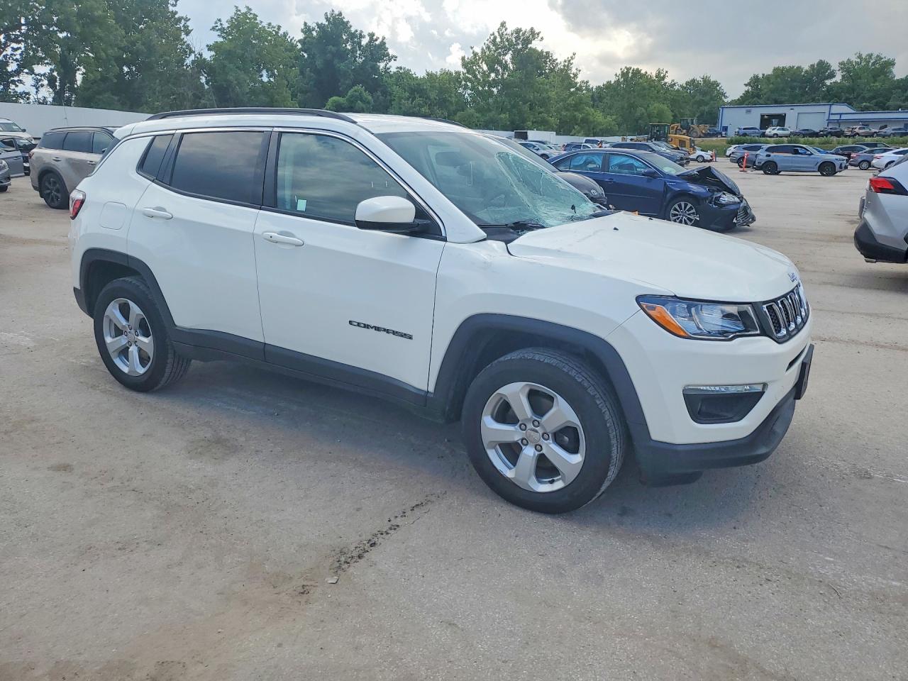 3C4NJDBB9LT161558 · 2020 JEEP COMPASS · 4/12