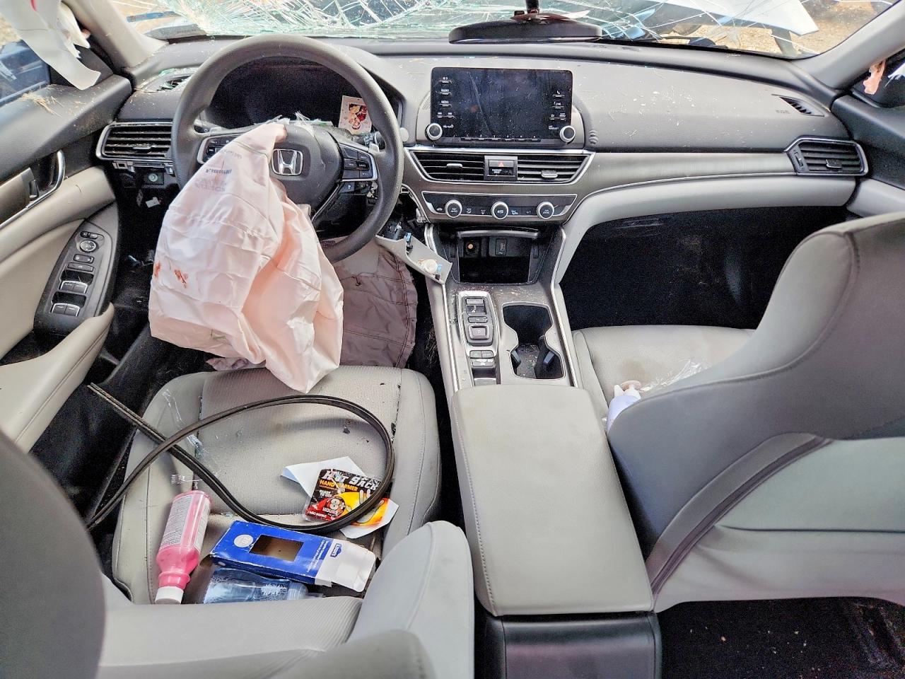 1HGCV3F1XKA018441 · 2019 HONDA ACCORD · 8/13