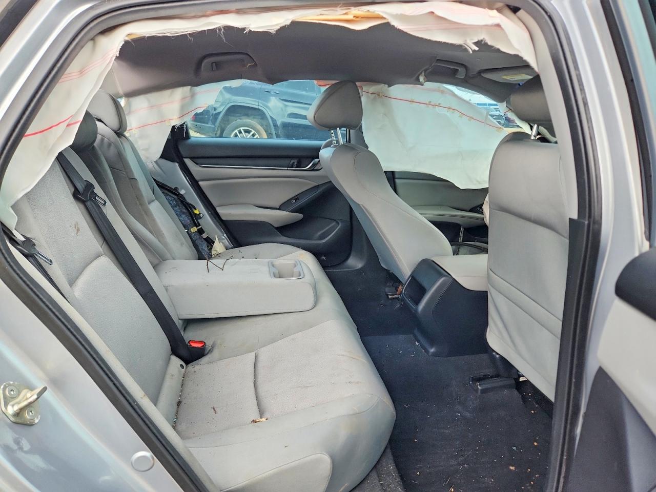 1HGCV3F1XKA018441 · 2019 HONDA ACCORD · 10/13