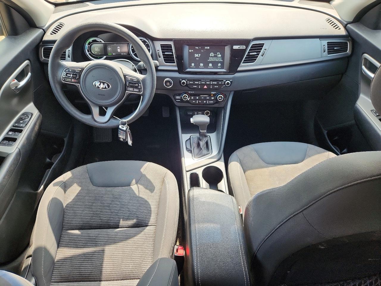 KNDCB3LC7J5202157 · 2018 KIA NIRO · 8/14