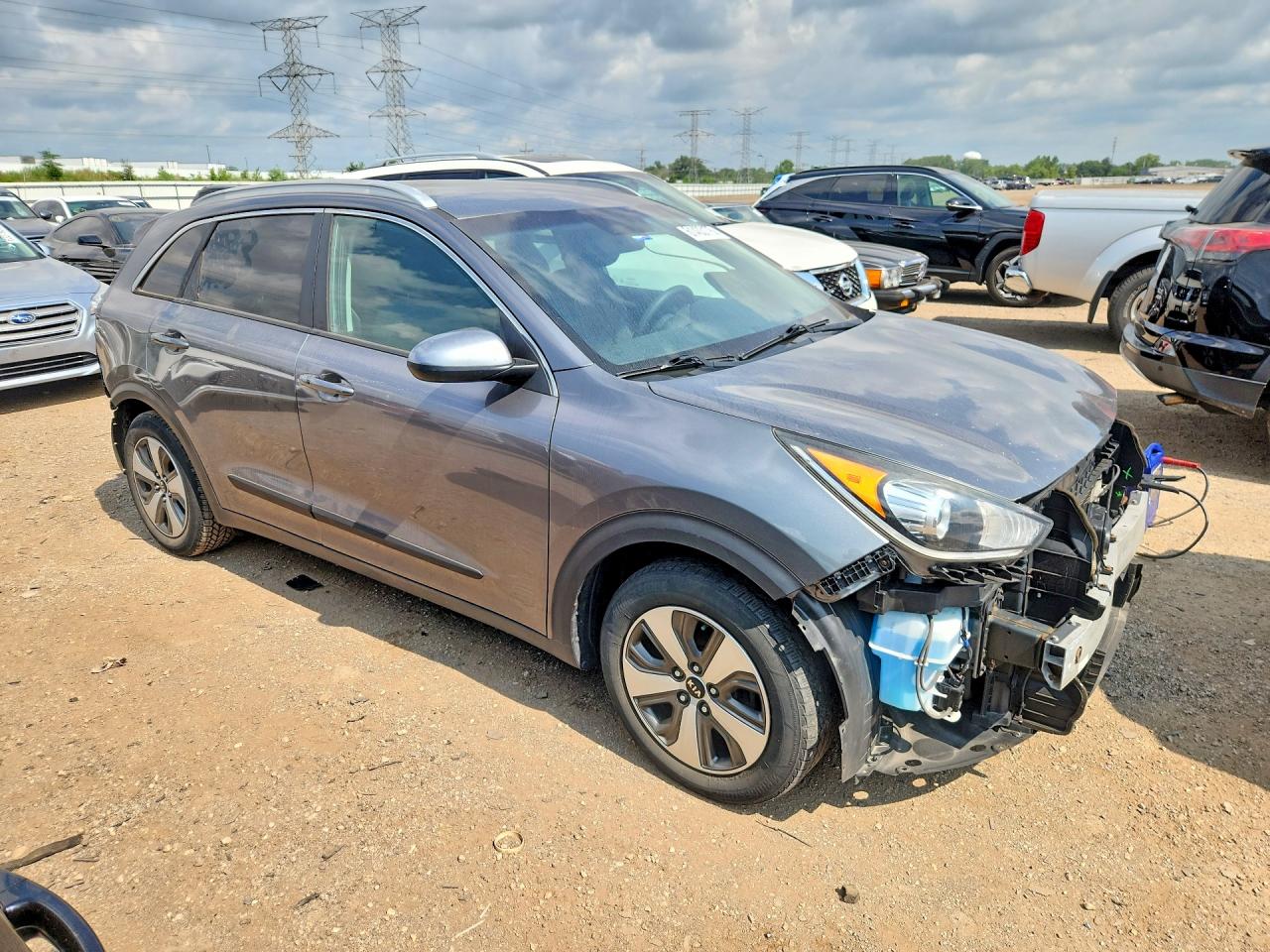 KNDCB3LC7J5202157 · 2018 KIA NIRO · 4/14