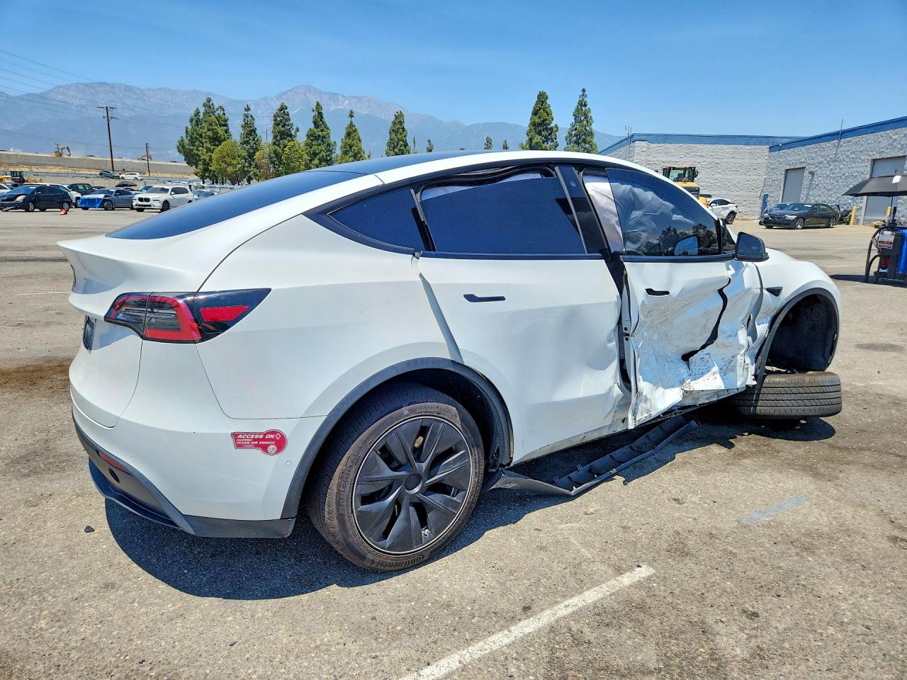 5YJYGDEE8LF009092 · 2020 TESLA MODEL Y · 3/12