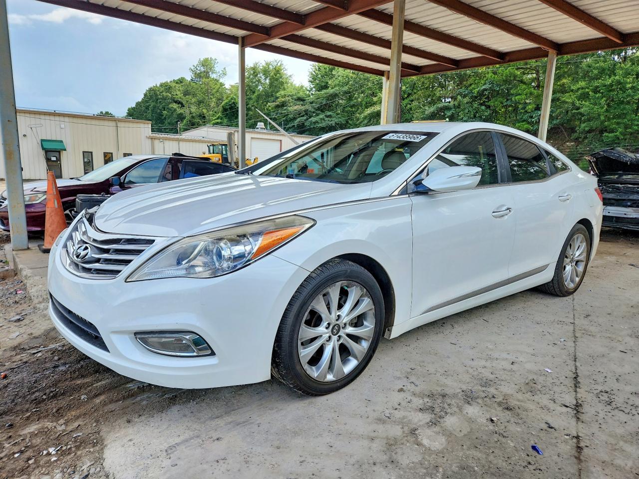 KMHFG4JG7CA172657 · 2012 HYUNDAI AZERA