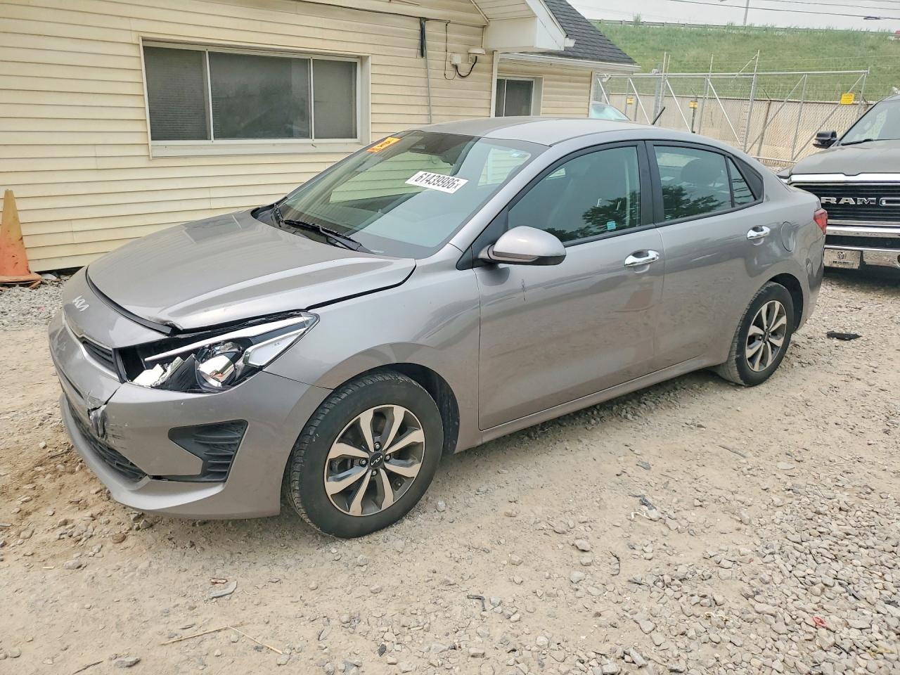 3KPA24AD0PE549805 · 2023 KIA RIO