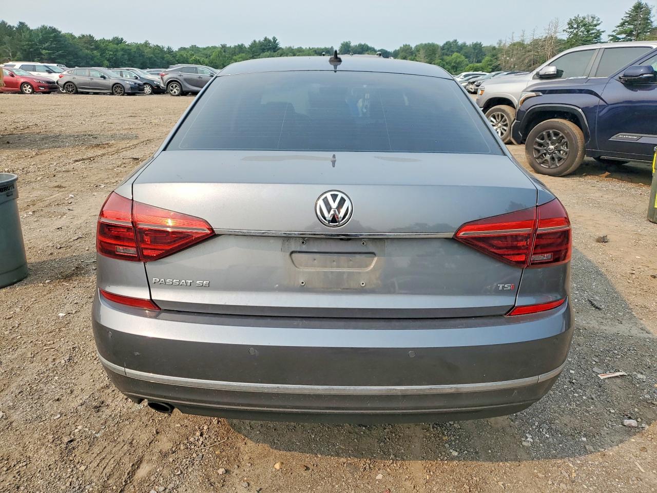 1VWGT7A35HC081267 · 2017 VOLKSWAGEN PASSAT · 6/12