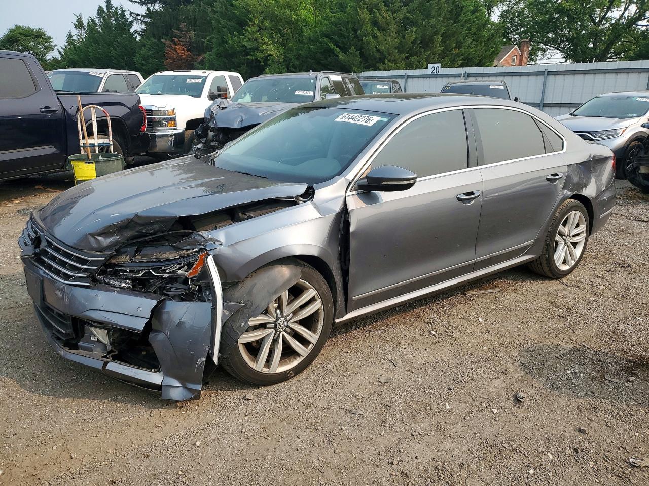 1VWGT7A35HC081267 · 2017 VOLKSWAGEN PASSAT
