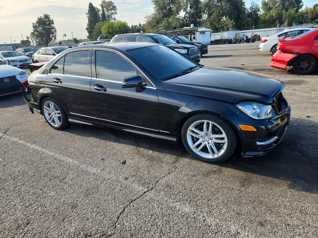 WDDGF8BB0CR204331 · 2012 MERCEDES-BENZ C · 4/13
