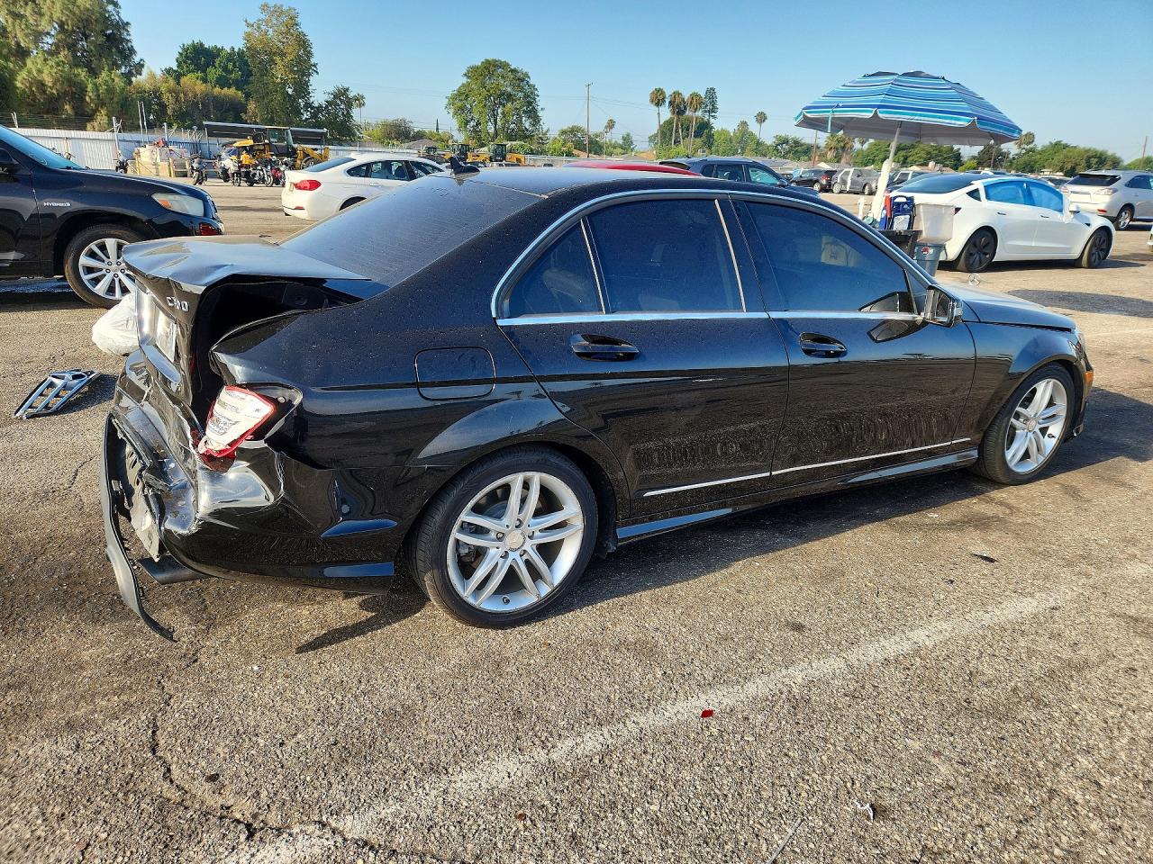 WDDGF8BB0CR204331 · 2012 MERCEDES-BENZ C · 3/13