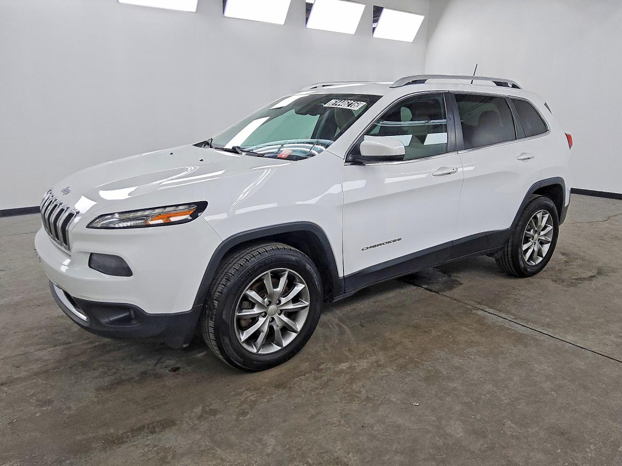 1C4PJMDB9JD548913 · 2018 JEEP CHEROKEE