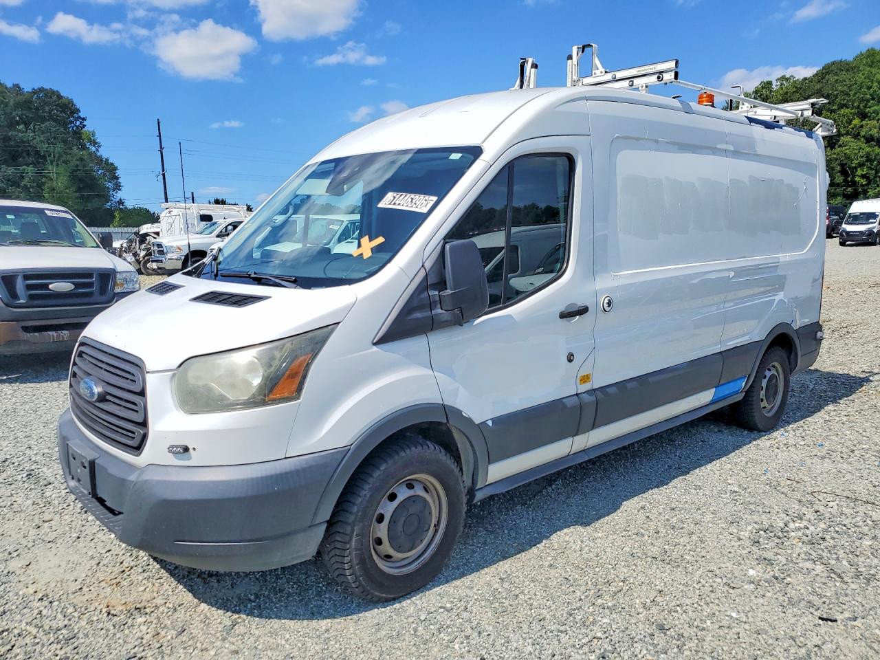 1FTYE2CV2GKA77586 · 2016 FORD TRANSIT