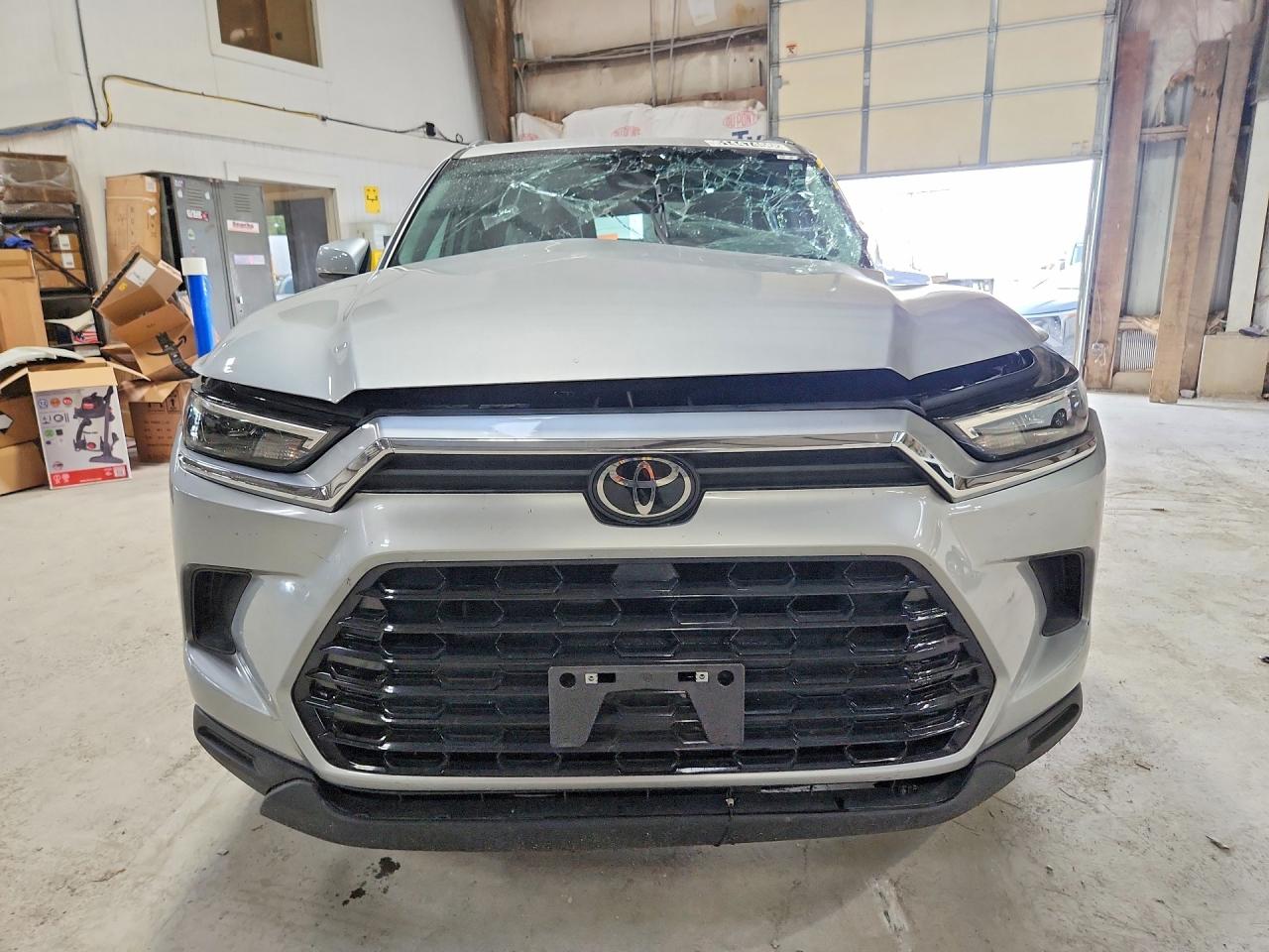 5TDAAAA59RS017584 · 2024 TOYOTA GRAND HIGHLANDER · 5/12