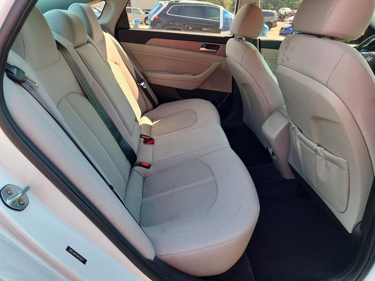5NPE34AF0JH633657 · 2018 HYUNDAI SONATA · 10/13