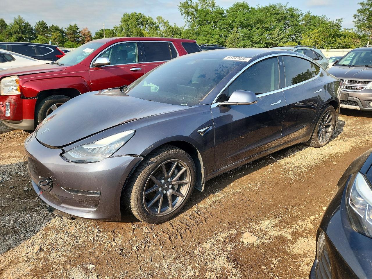 5YJ3E1EA0KF400411 · 2019 TESLA MODEL 3