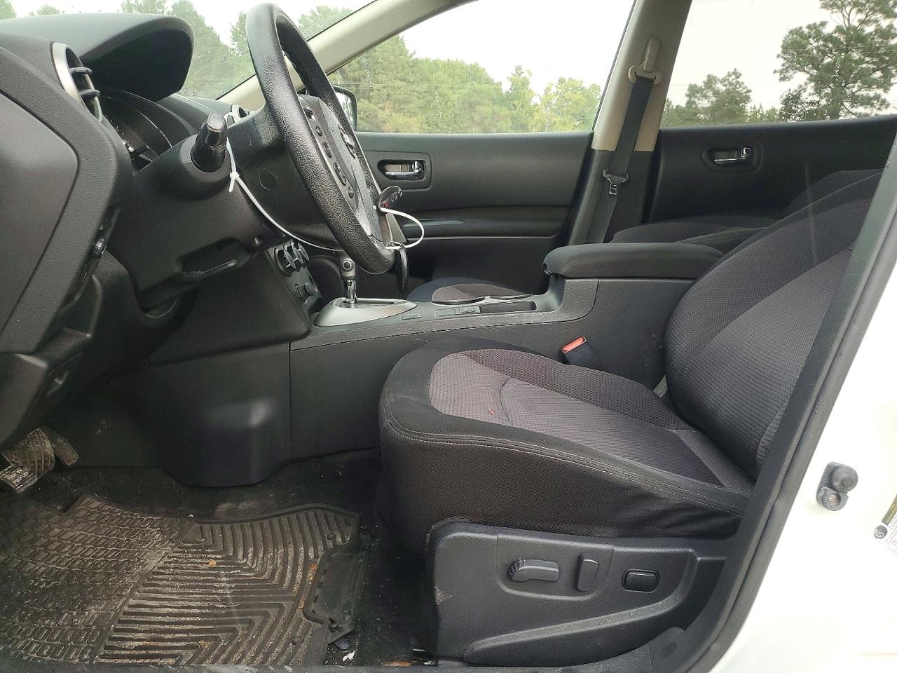 JN8AS5MV1DW135531 · 2013 NISSAN ROGUE · 7/12