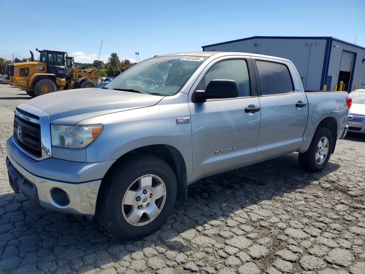 5TFEY5F18BX107450 · 2011 TOYOTA TUNDRA