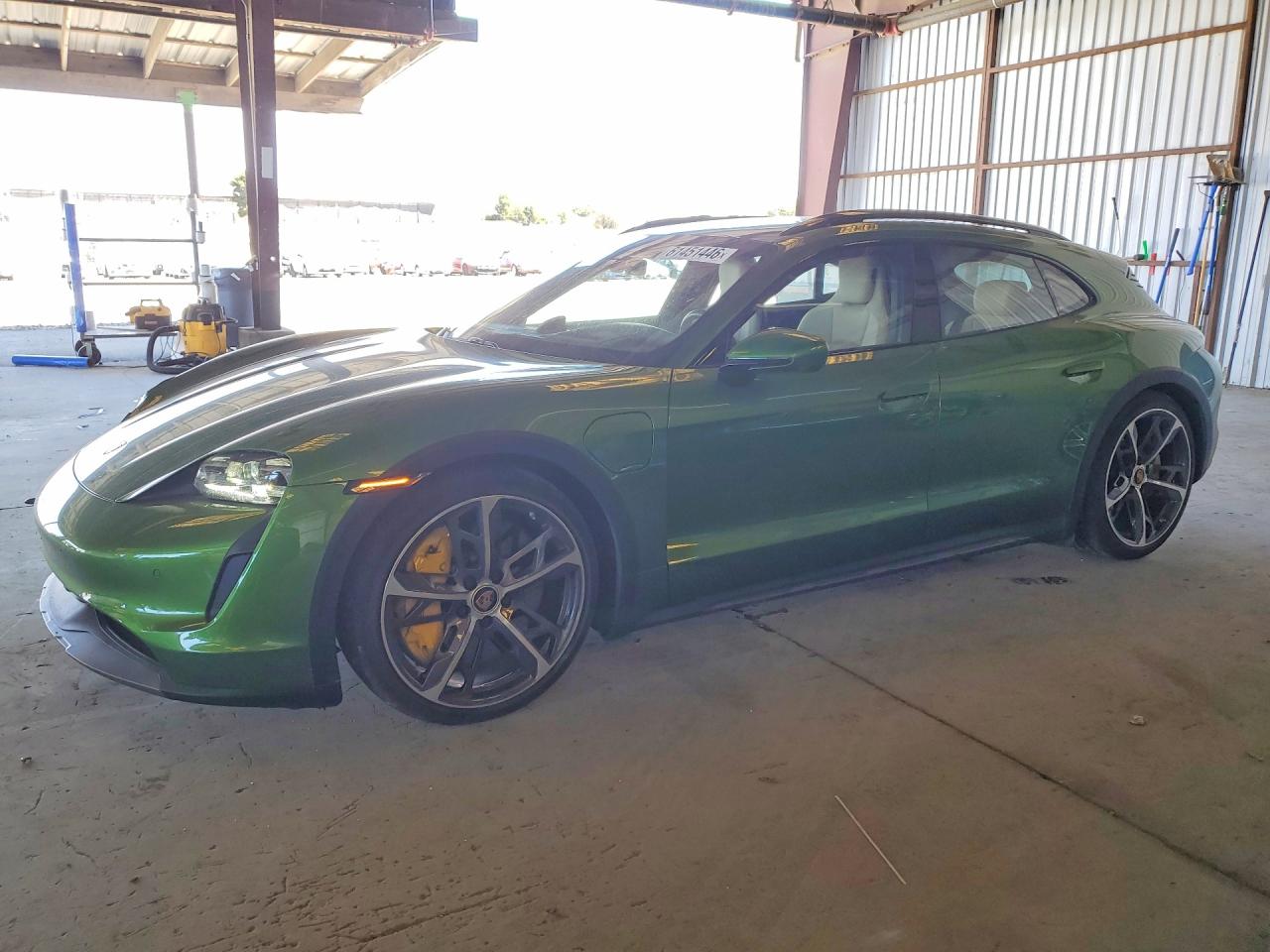 2023 PORSCHE TAYCAN
