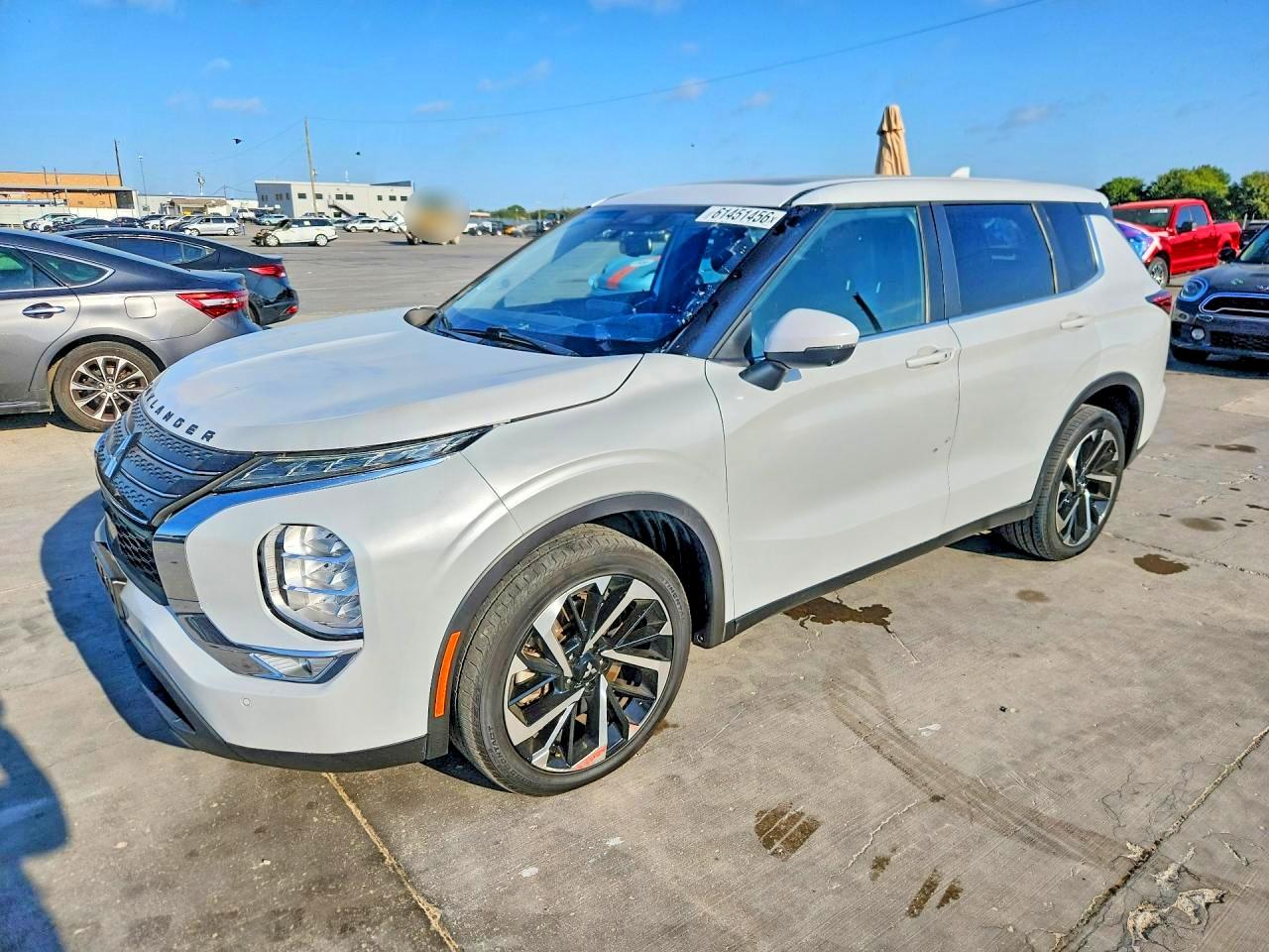 JA4J3VA81RZ021066 · 2024 MITSUBISHI OUTLANDER