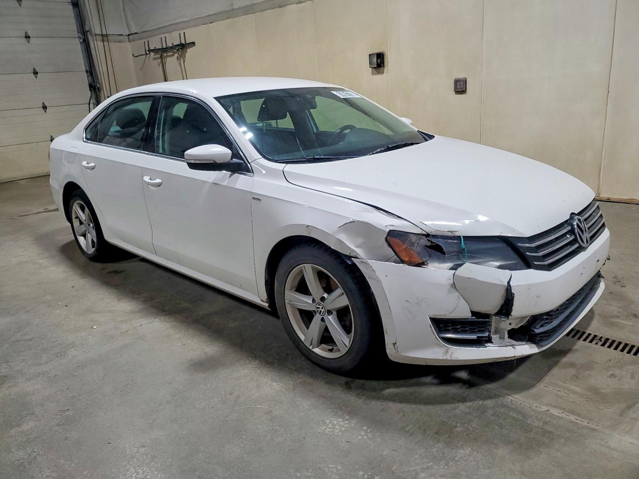1VWAT7A39EC037516 · 2014 VOLKSWAGEN PASSAT · 4/12