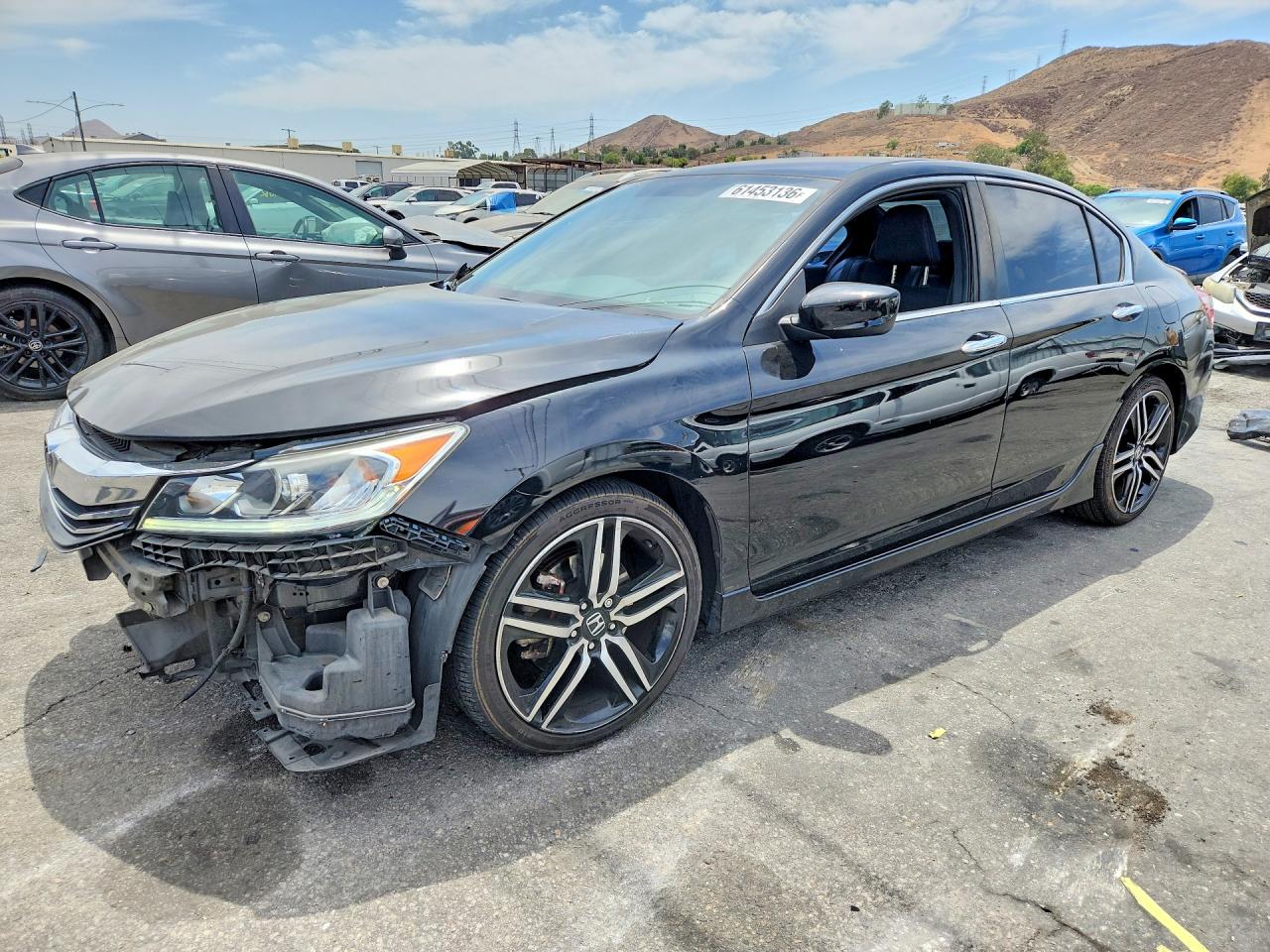 1HGCR2F52GA153969 · 2016 HONDA ACCORD
