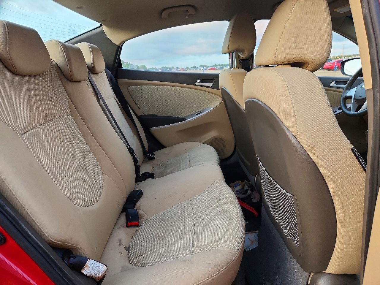 KMHCT4AE2CU254565 · 2012 HYUNDAI ACCENT · 10/13