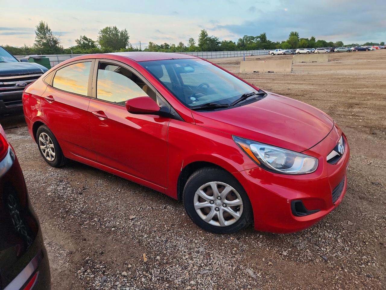 KMHCT4AE2CU254565 · 2012 HYUNDAI ACCENT · 4/13