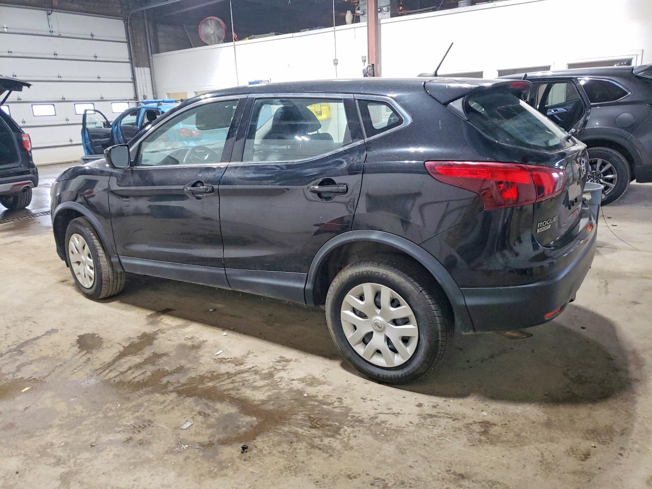 JN1BJ1CR9KW628891 · 2019 NISSAN ROGUE SPORT · 2/13