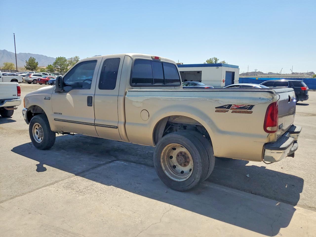 1FTNX21F7XEF09905 · 1999 FORD F250 · 2/12
