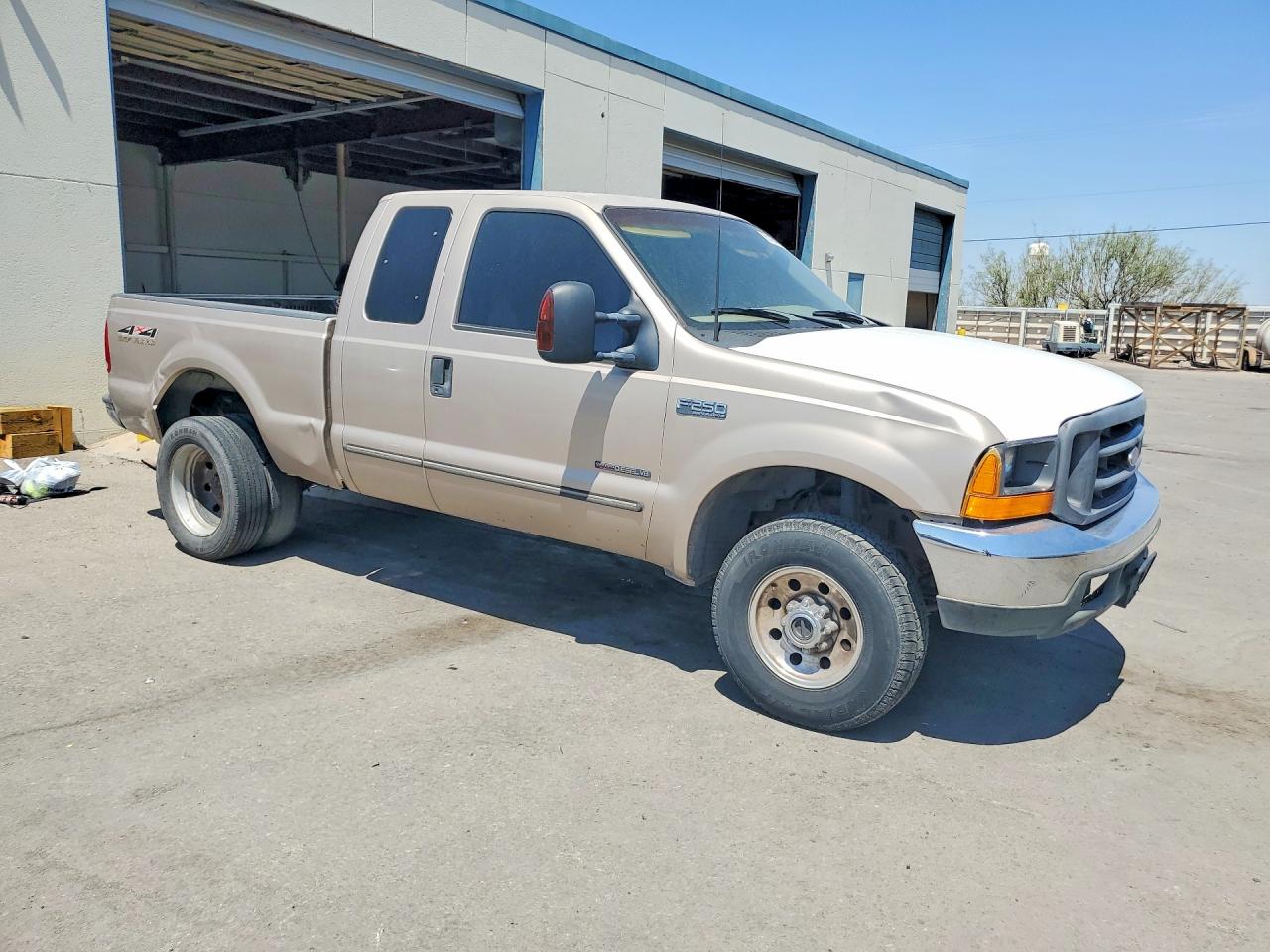 1FTNX21F7XEF09905 · 1999 FORD F250 · 4/12