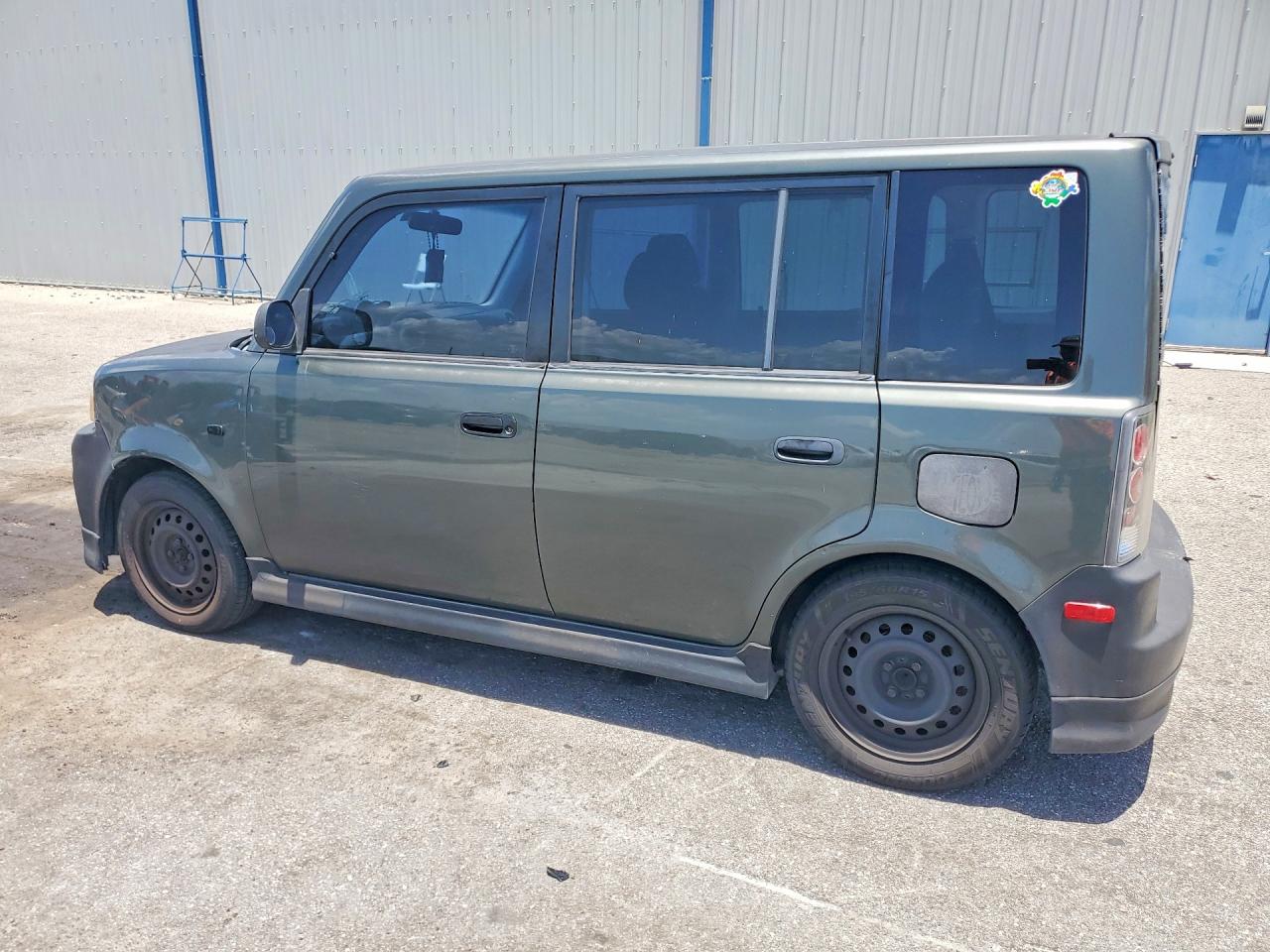 JTLKT324254006355 · 2005 TOYOTA SCION · 2/13