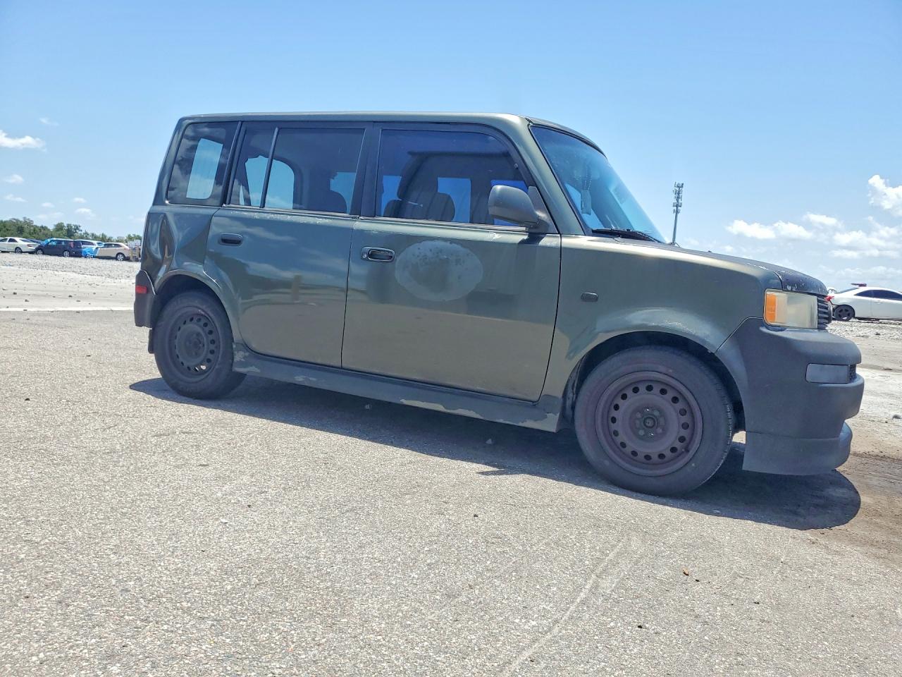 JTLKT324254006355 · 2005 TOYOTA SCION · 4/13